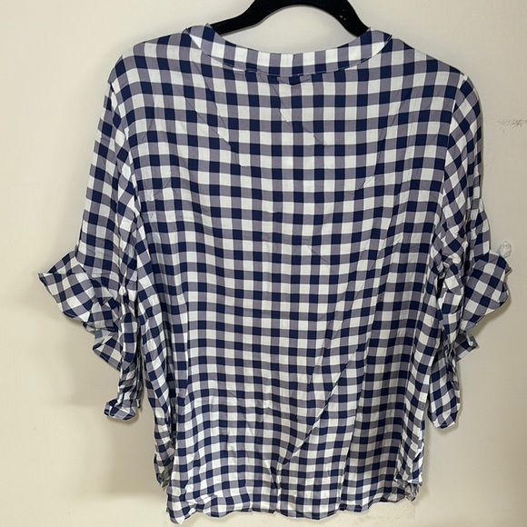 NWT-Navy Blue and White Flutter Sleeve Blouse with Mandarin Collar - Picture 6 of 14